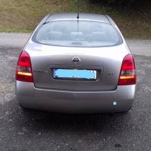 Nissan Primera P12