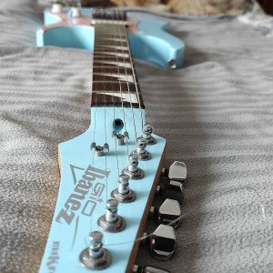 Mikro (3/4 duljine) električna gitara Ibanez GRGM21C2GB i futrola