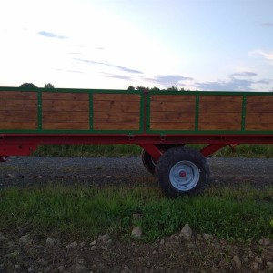 Prikolica jednoosovinka