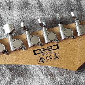 Mikro (3/4 duljine) električna gitara Ibanez GRGM21C2GB i futrola