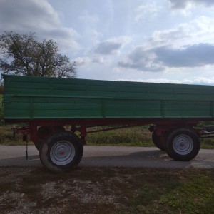 Prikolica kiper