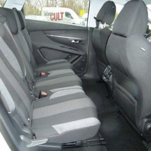 Peugeot 5008 ACTIVE 1.6 BLUE HDI