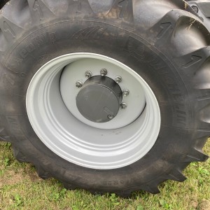 Massey Ferguson 6S-165 Dyna 6