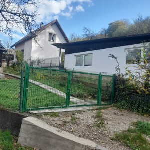Prodajem kuću i kompletno imanje