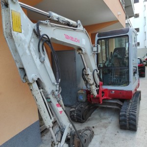 Takeuchi tb 135