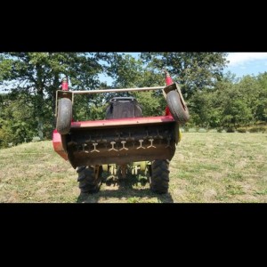 Prodajem traktor tomo vinkovic