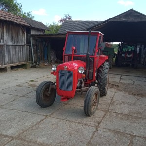 Imt 539,traktor, traktor sa kabinom