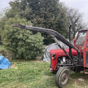 Utovarivač za gnoj