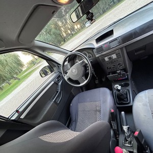 Opel Meriva 1.3 cdti 4/24