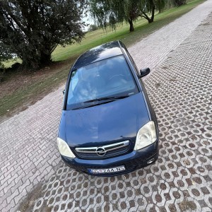 Opel Meriva 1.3 cdti 4/24