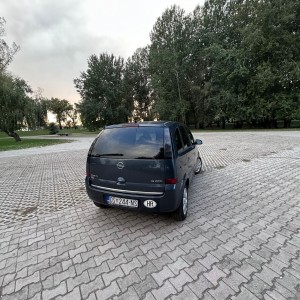 Opel Meriva 1.3 cdti 4/24