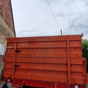 Prikolica trostrani kiper 9.5 tona - vrhunsko stanje, ZAMJENA ROTO DRLJAČE 3 M ILI DRUGO