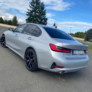BMW 318d G20 2019_Sport_AKCIJA_ AUTOMAT NAVI LED XENON KAO NOV ️ZG