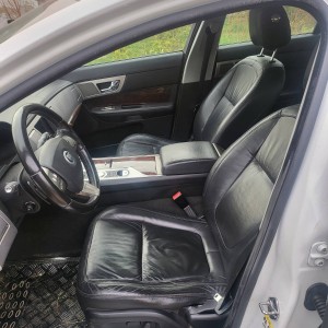 Jaguar XF 2011 g, LUXUR oprema