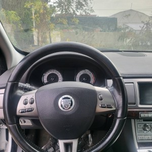 Jaguar XF 2011 g, LUXUR oprema