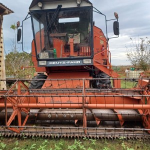 Kombajn Deutz fahr 1610