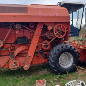 Kombajn Deutz fahr 1610