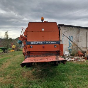 Kombajn Deutz fahr 1610