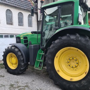 Traktor john deere 6830