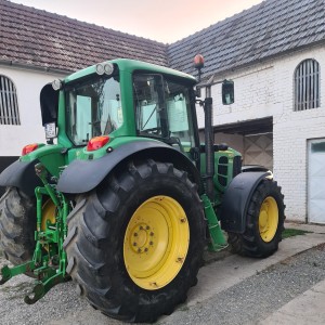 Traktor john deere 6830