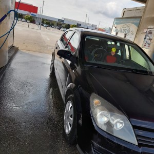 Prodajem Opel Astru 1.7 CDTI