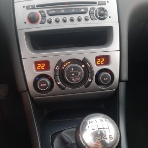 PEUGEOT 308SW 1.6 HDI REGISTRIRAN DO 03/24 HITNO 