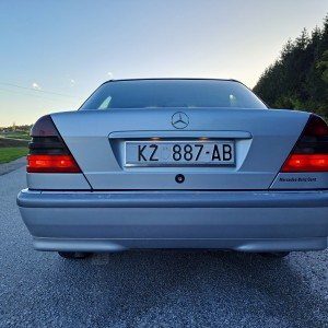 Mercedes-Benz C-klasa 220 D ELEGANCE