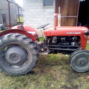 Traktor IMT 539 DeLuxe