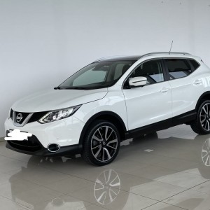 Nissan Qashqai 1,6 DCI Tekna+ 4x4
