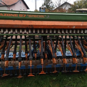 Sijačica Amazone D7 sa rotobranom Rabe 3m