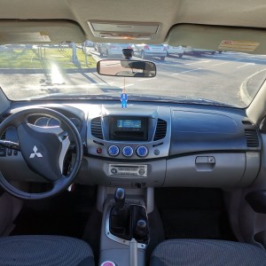 Prodaje se Mitsubishi l200 2.5 DID.
