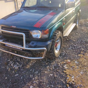 Mitsubishi Pajero 2. 5 TD