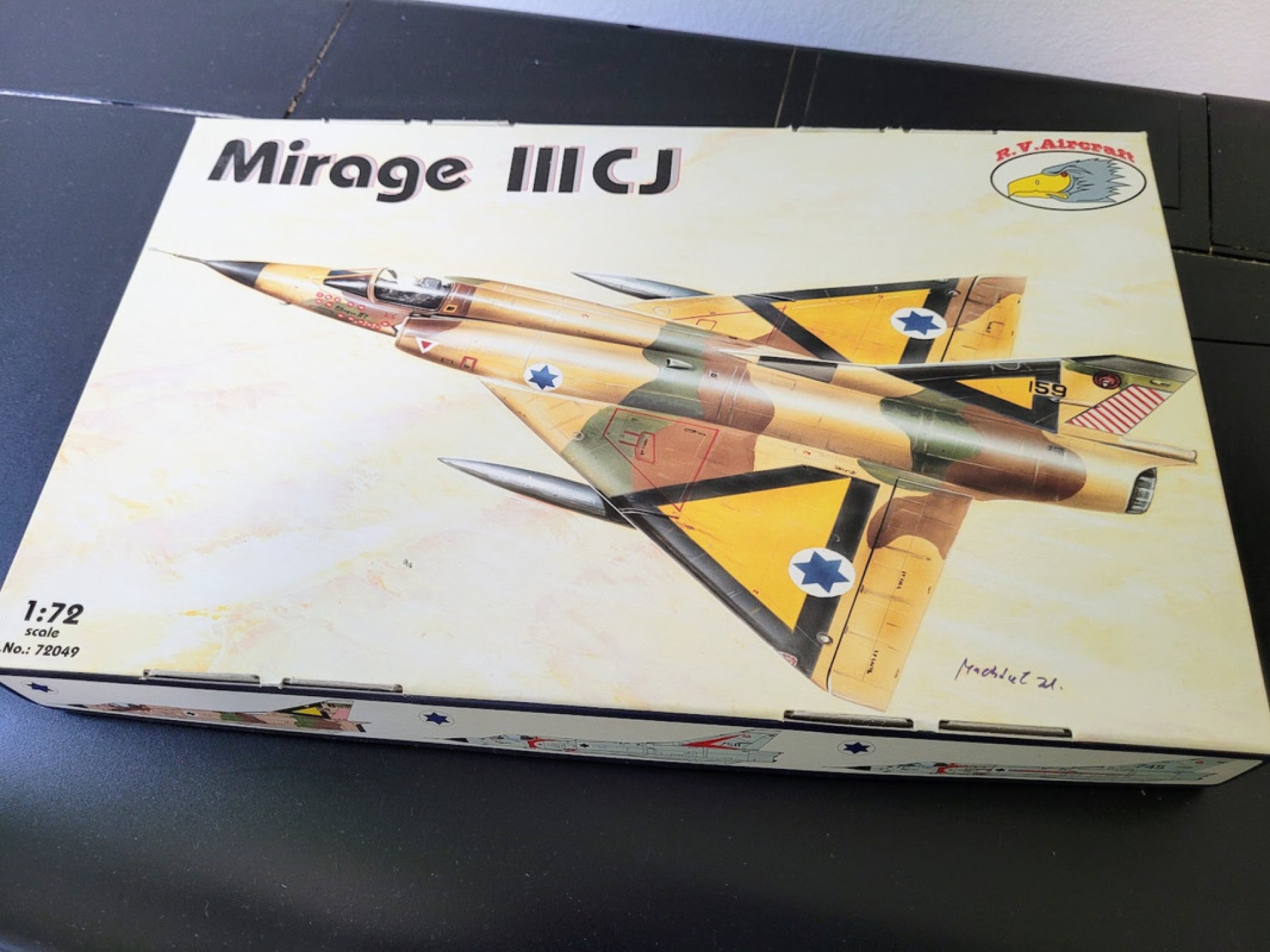 Maketa aviona avion Mirage III 1/72 1:72