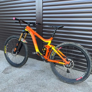 Giant Regin 27,5