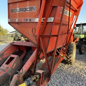 Bourgoin berač 2 reda vučeni