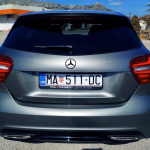 Mercedes-Benz A 200d AMG-PREMIUM-EDITION-NICHT PAKET/RECARO