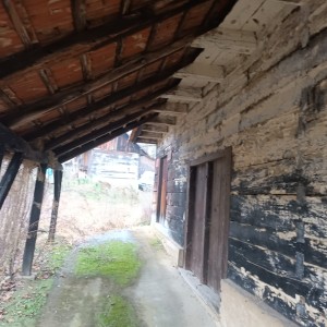 Drvena hrastova hiža
