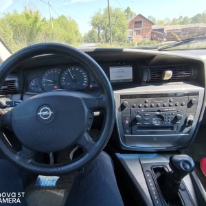 Opel omega B 2.2