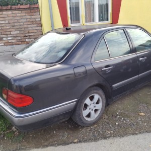 Mercedes E klasa 3.0 D
