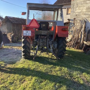 Traktor Zetor4911