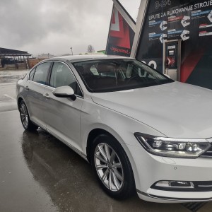 Passat b8,2015god,reg do 12/24 highline