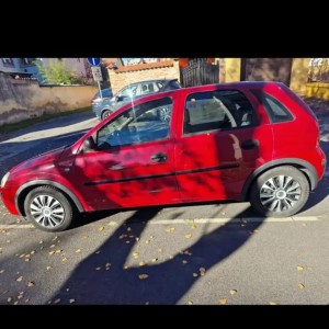 Prodajem Opel Corsu 1.2i