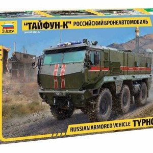 Maketa ruski oklopni kamion Typhoon 1/35 1:35 OKLOPNJAK