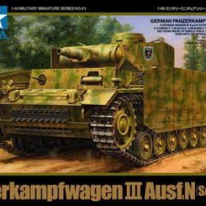 Maketa tenka tenk PanzerKampfwagen III Ausf N Oklopnjak 1/48 1:48