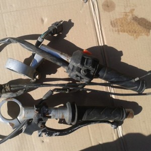 Prodajem Dijelove Jao Yamasaki 125 sportski Prednji teleskopi Cijena 27€