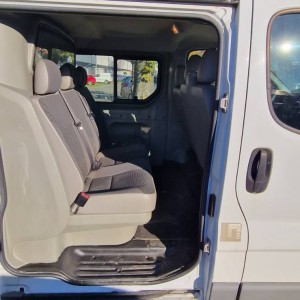 Opel Vivaro 1.9 CDTI, 5 sjedala i teretni prostor