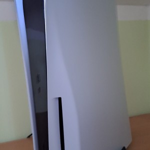️PlayStation 5️Disc verzija,1 kontroler,svi kablovi