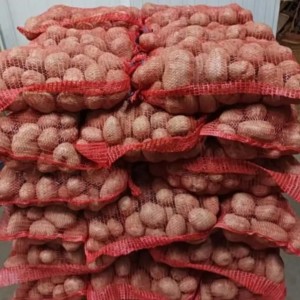  Konzumni Krumpir Crveni i Žuti pakirano po30 kg Veca kolicina moguca dostava.. javite