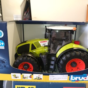 IGRAČKA TRAKTOR CLAAS AXION 950