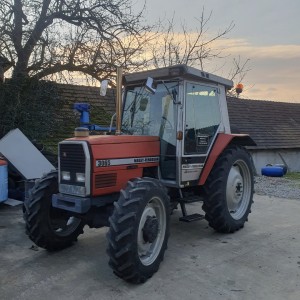 Traktor Massey Ferguson 3065